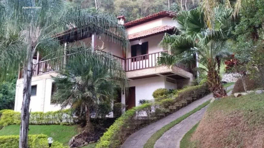Foto 1 de Casa de Condomínio com 5 Quartos à venda, 2020m² em Canto das Águas, Rio Acima