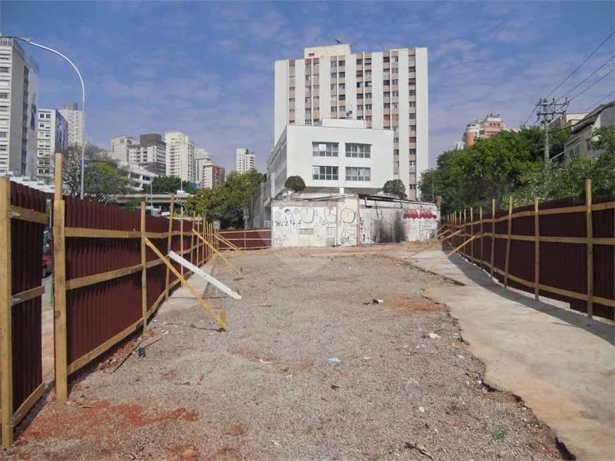 Foto 1 de Galpão/Depósito/Armazém para alugar, 487m² em Pacaembu, São Paulo