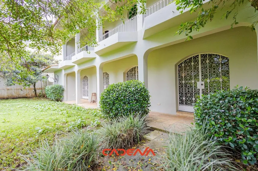 Foto 1 de Casa com 4 Quartos à venda, 1050m² em JARDIM SCHAFFER, Curitiba