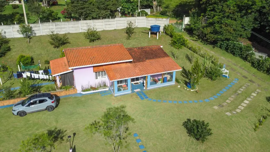 Foto 1 de Fazenda/Sítio com 3 Quartos à venda, 6000m² em Zona Rural, Piracaia