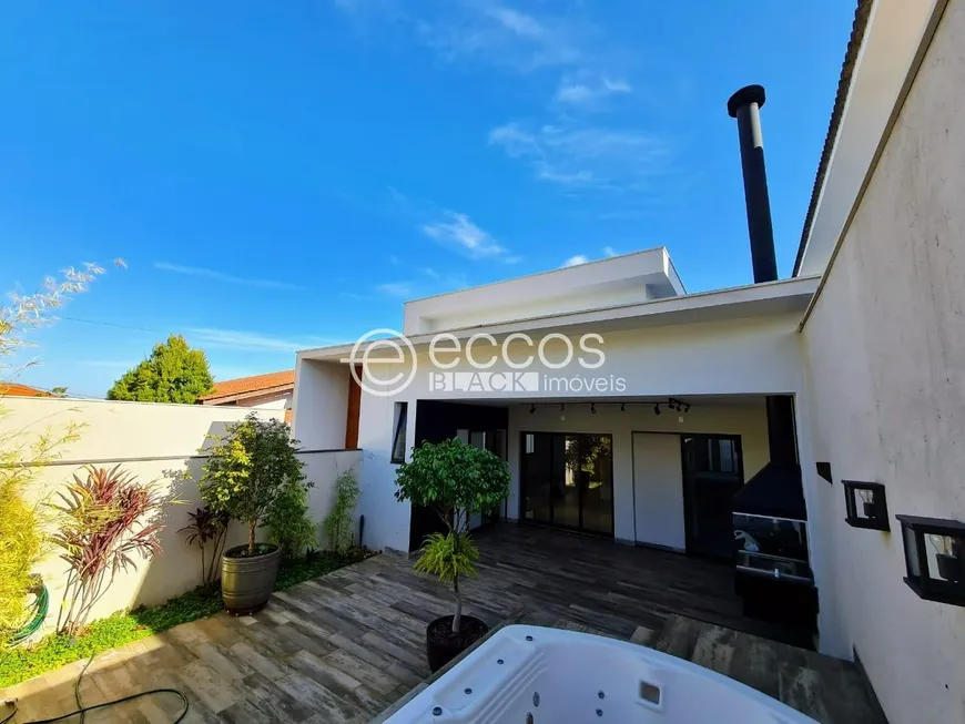 Foto 1 de Casa com 4 Quartos à venda, 360m² em Vigilato Pereira, Uberlândia