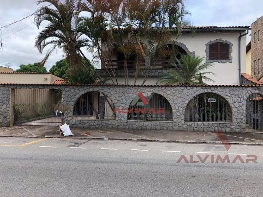 Foto 1 de Casa com 4 Quartos à venda, 310m² em Vila Mury, Volta Redonda