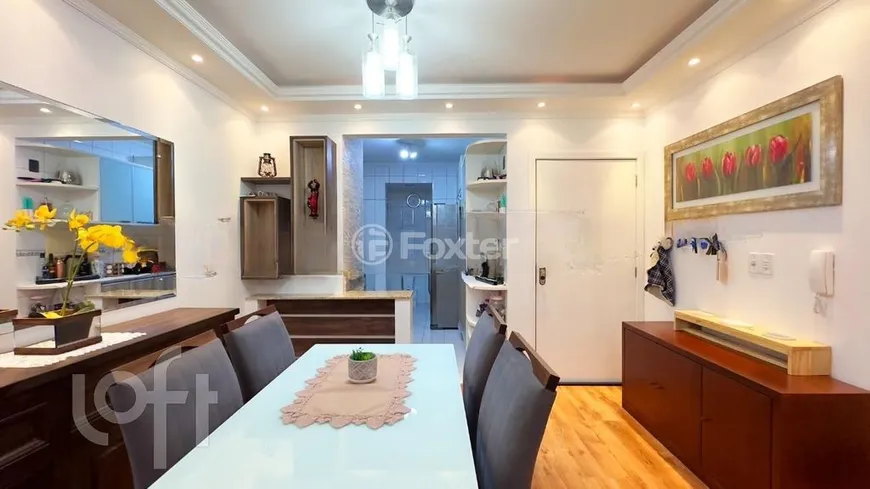 Foto 1 de Apartamento com 3 Quartos à venda, 77m² em Jardim Botânico, Porto Alegre