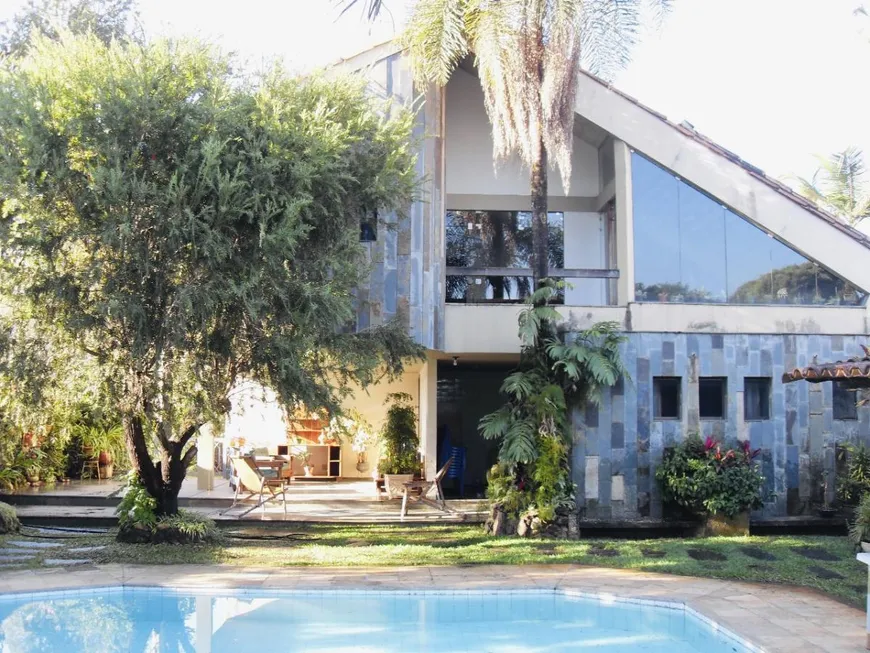 Foto 1 de Casa com 7 Quartos para alugar, 600m² em Bandeirantes, Belo Horizonte