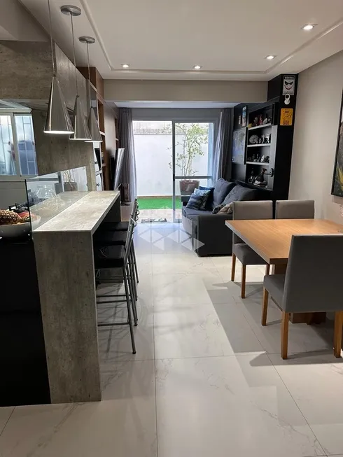 Foto 1 de Apartamento com 2 Quartos à venda, 112m² em Abraão, Florianópolis