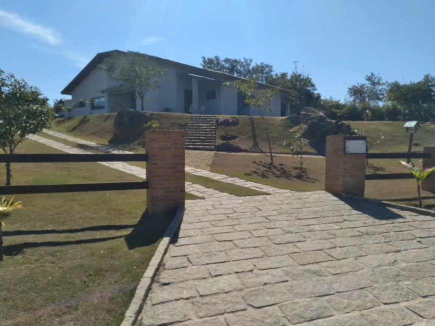 Foto 1 de Fazenda/Sítio com 3 Quartos à venda, 343m² em Chácara Alpinas, Valinhos