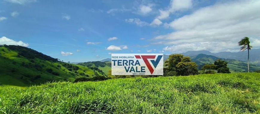 Foto 1 de Lote/Terreno à venda, 96800m² em Zona Rural, São Bento do Sapucaí