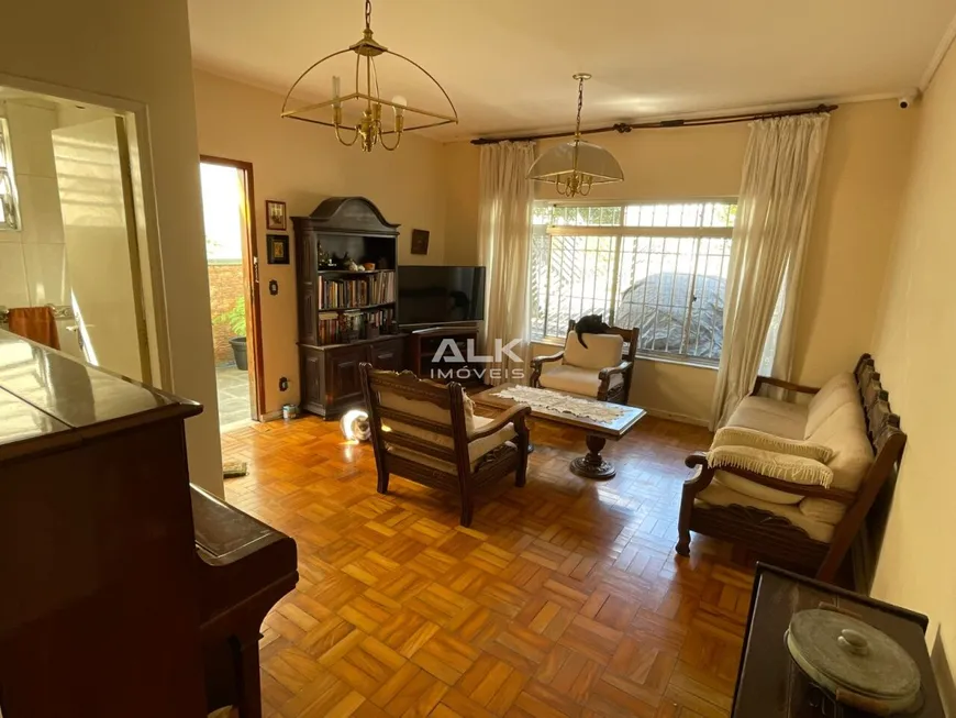 Foto 1 de Casa com 3 Quartos à venda, 192m² em Parque Colonial, São Paulo