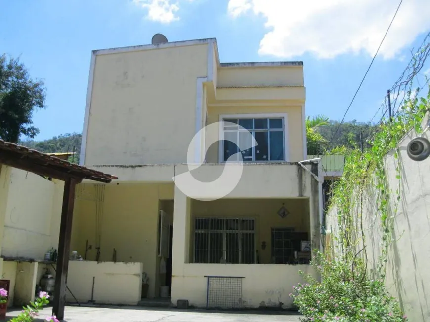 Foto 1 de Casa com 2 Quartos à venda, 300m² em São Francisco, Niterói