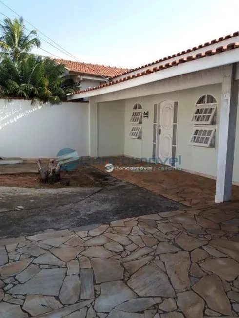 Foto 1 de Casa com 2 Quartos à venda, 235m² em Vila Bressani, Paulínia