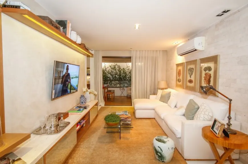 Foto 1 de Apartamento com 3 Quartos à venda, 131m² em Barra da Tijuca, Rio de Janeiro