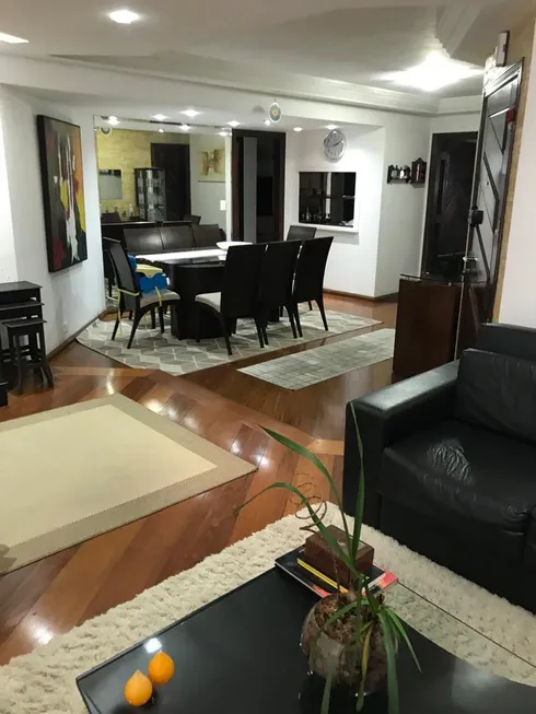 Foto 1 de Apartamento com 3 Quartos à venda, 174m² em Centro, Santo André