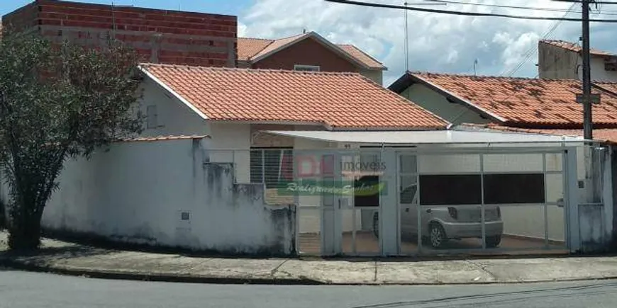 Foto 1 de Casa com 2 Quartos à venda, 80m² em Piracangagua Jardim dos Passaros, Taubaté