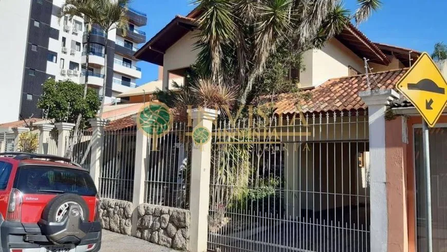 Foto 1 de Casa com 5 Quartos para alugar, 420m² em Balneário, Florianópolis
