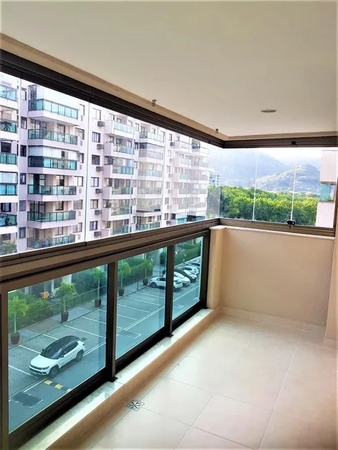 Foto 1 de Apartamento com 3 Quartos à venda, 82m² em Recreio Dos Bandeirantes, Rio de Janeiro