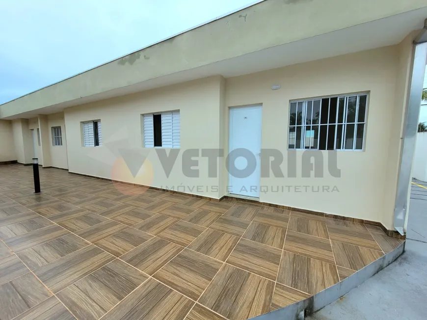 Foto 1 de Casa de Condomínio com 2 Quartos à venda, 53m² em Porto Novo, Caraguatatuba