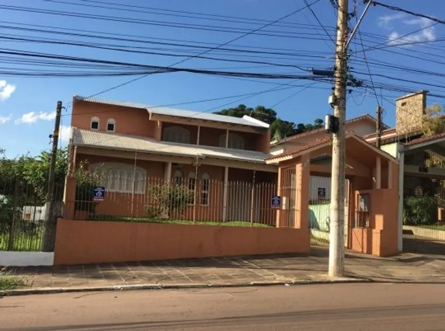 Foto 1 de Casa com 3 Quartos à venda, 198m² em Centro, Esteio
