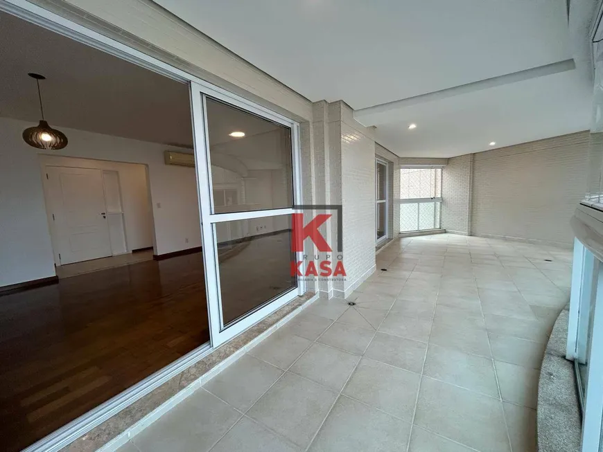 Foto 1 de Apartamento com 4 Quartos à venda, 204m² em Aparecida, Santos