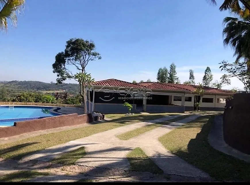 Foto 1 de Fazenda/Sítio com 4 Quartos à venda, 900m² em Brigadeiro Tobias, Sorocaba