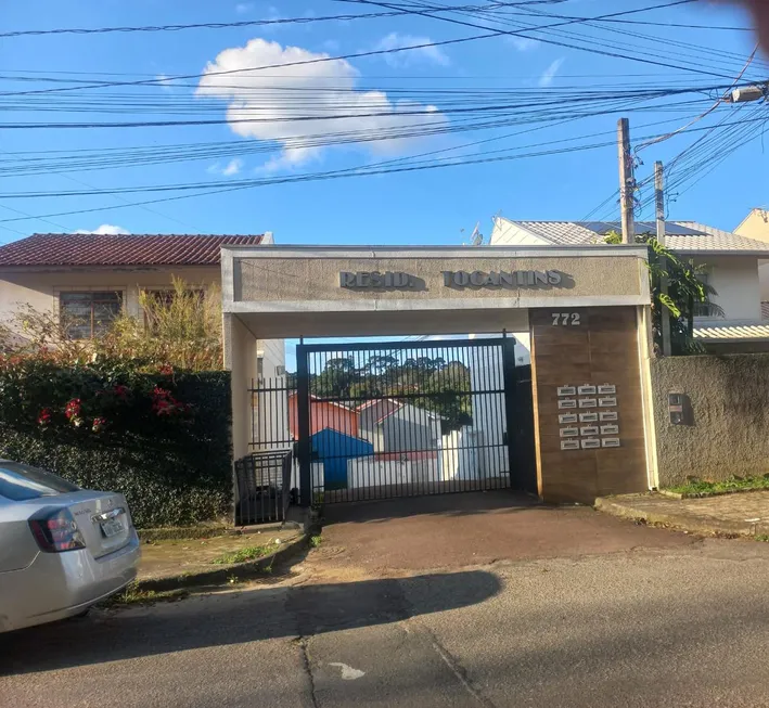 Foto 1 de Sobrado com 3 Quartos à venda, 130m² em Santa Cândida, Curitiba