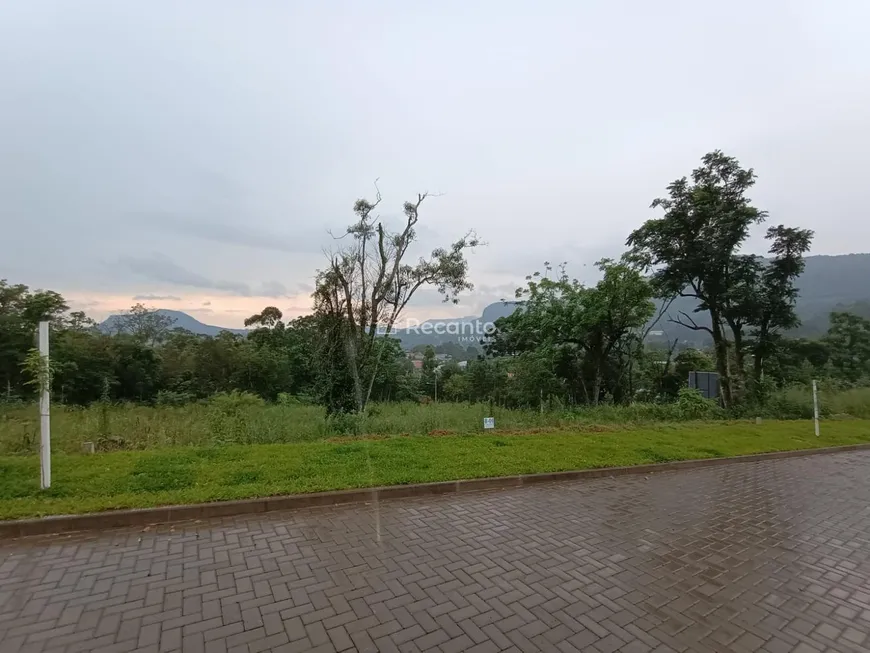 Foto 1 de Lote/Terreno à venda, 364m² em Varzea Grande, Gramado