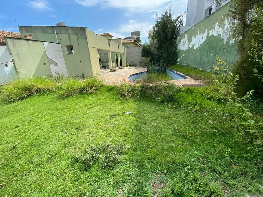 Foto 1 de Lote/Terreno à venda, 420m² em Castelo, Belo Horizonte