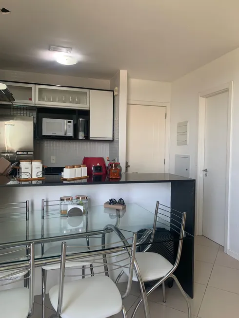 Foto 1 de Apartamento com 1 Quarto à venda, 72m² em Caminho Das Árvores, Salvador