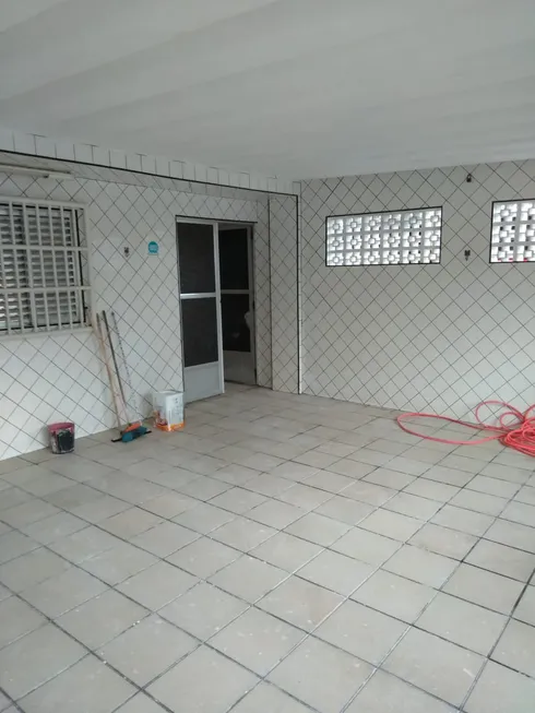 Foto 1 de Casa com 2 Quartos à venda, 131m² em Cidade Náutica, São Vicente