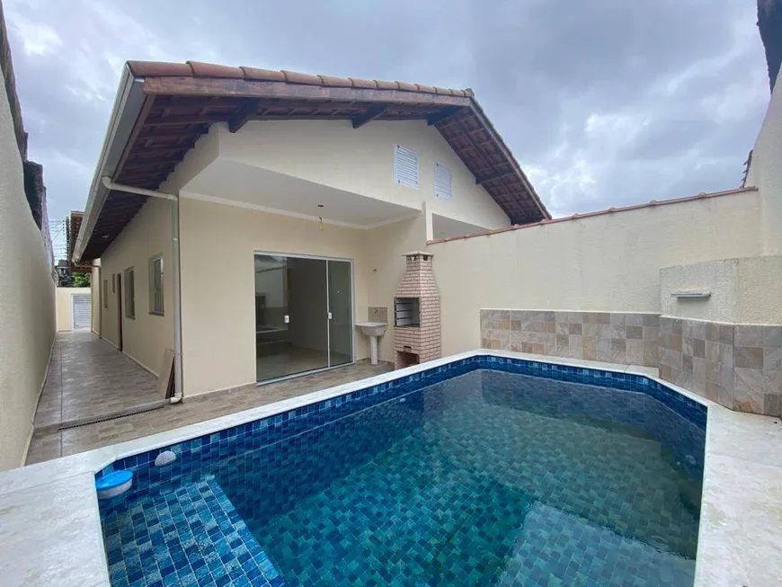 Foto 1 de Casa com 2 Quartos à venda, 54m² em , Itanhaém