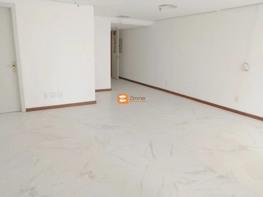 Foto 1 de Sala Comercial para alugar, 48m² em Rio Branco, Porto Alegre