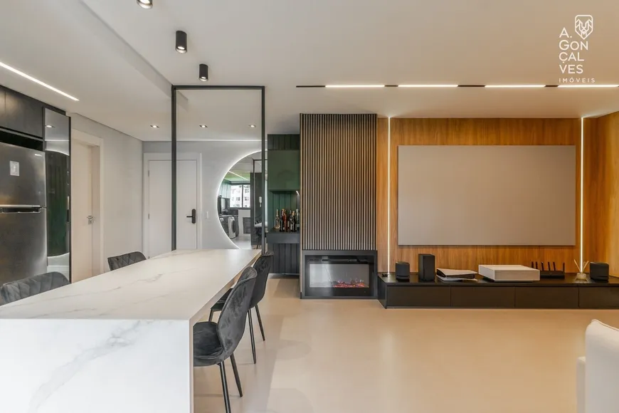 Foto 1 de Apartamento com 3 Quartos à venda, 109m² em Ahú, Curitiba