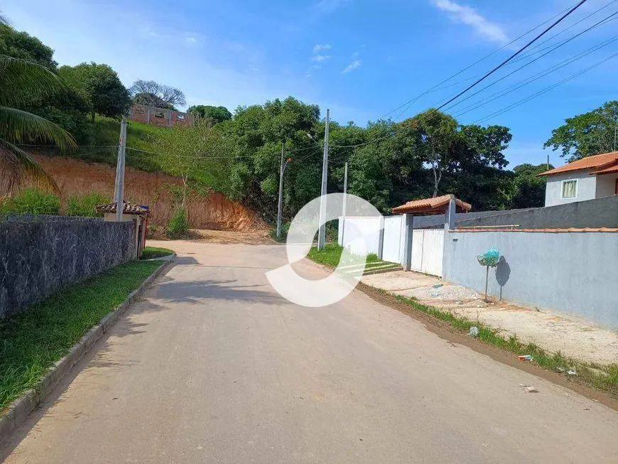 Foto 1 de Lote/Terreno à venda, 360m² em Jacaroá, Maricá