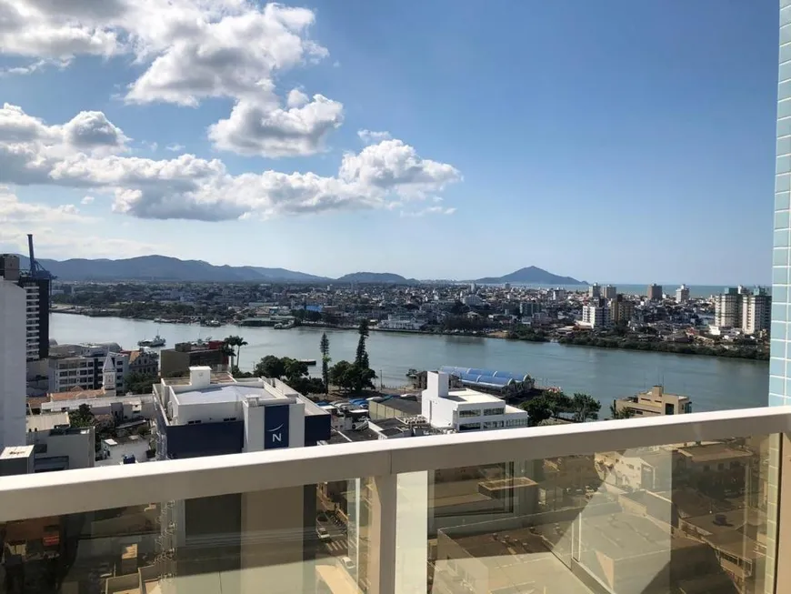 Foto 1 de Apartamento com 3 Quartos à venda, 99m² em Centro, Itajaí