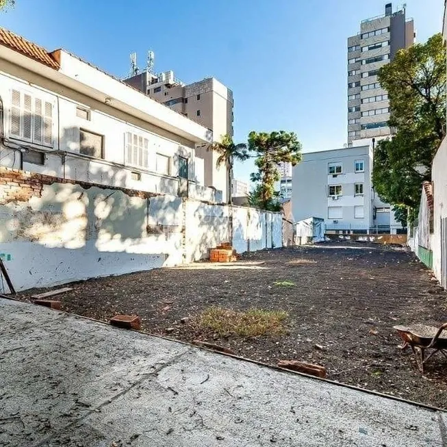 Foto 1 de Lote/Terreno à venda, 407m² em Mont' Serrat, Porto Alegre