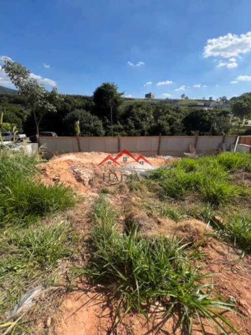 Foto 1 de Lote/Terreno à venda, 366m² em Jardim Samambaia, Jundiaí