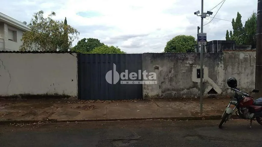 Foto 1 de Lote/Terreno à venda, 1000m² em Cidade Jardim, Uberlândia