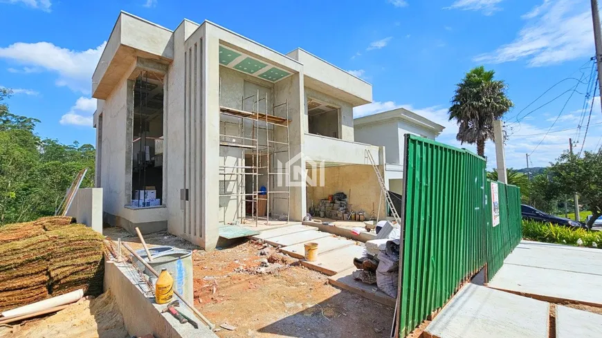 Foto 1 de Casa de Condomínio com 3 Quartos à venda, 465m² em Jardim do Golf I, Jandira