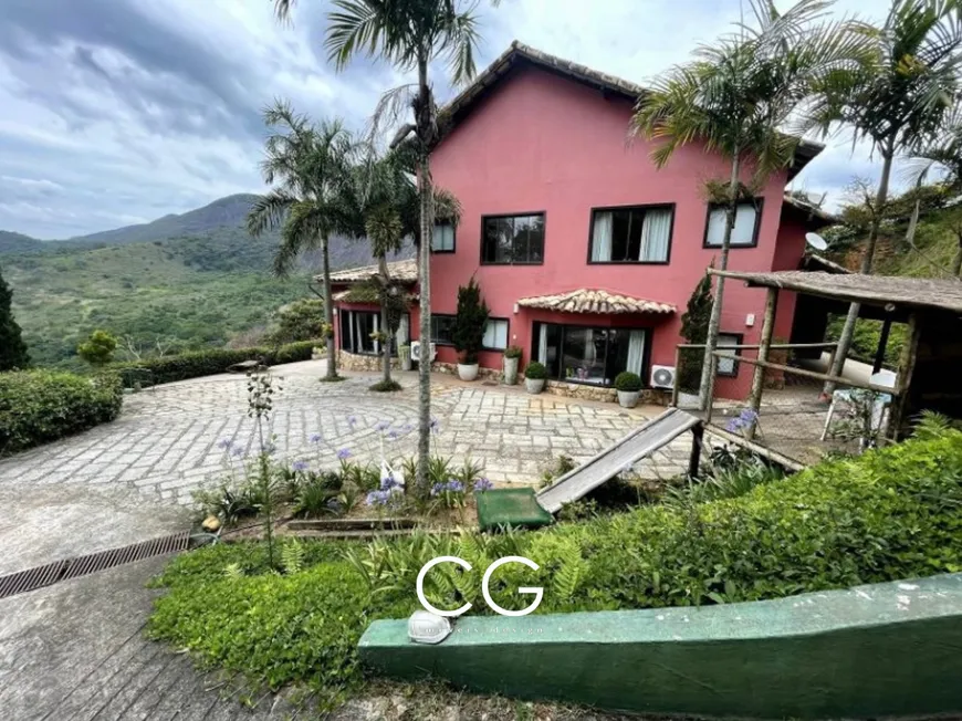 Foto 1 de Casa com 7 Quartos à venda, 550m² em Araras, Petrópolis