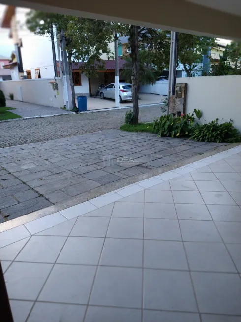 Foto 1 de Casa de Condomínio com 4 Quartos para venda ou aluguel, 381m² em Calabouco, Campos dos Goytacazes