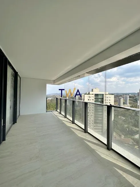 Foto 1 de Apartamento com 4 Quartos para alugar, 232m² em Vila da Serra, Nova Lima