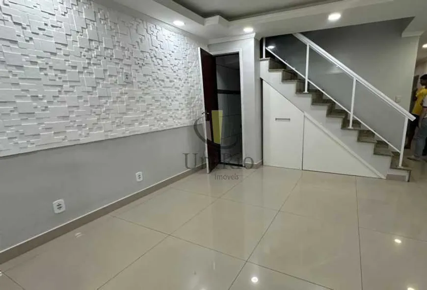 Foto 1 de Casa com 2 Quartos à venda, 70m² em Realengo, Rio de Janeiro