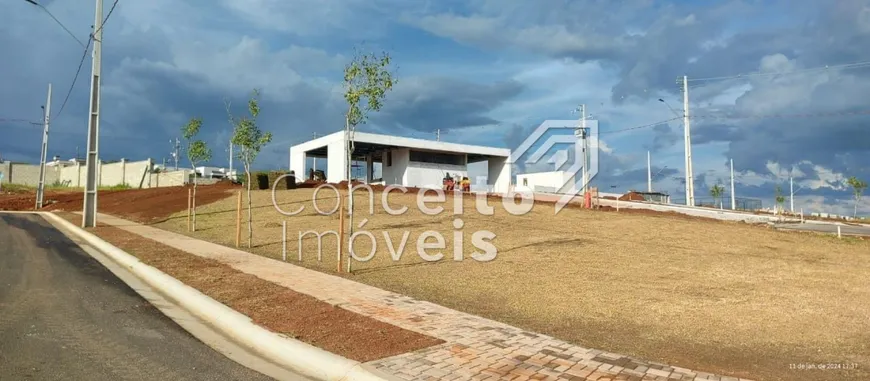 Foto 1 de Lote/Terreno à venda, 220m² em Jardim Carvalho, Ponta Grossa