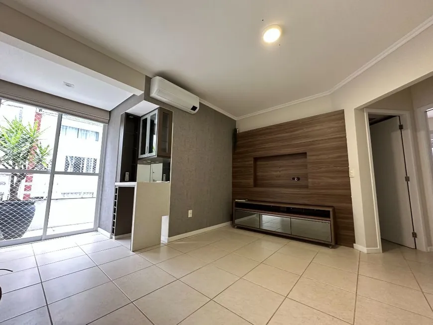 Foto 1 de Apartamento com 2 Quartos à venda, 106m² em Centro, Florianópolis