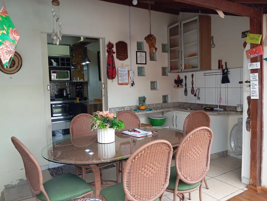 Foto 1 de Casa com 3 Quartos à venda, 208m² em Ingleses do Rio Vermelho, Florianópolis
