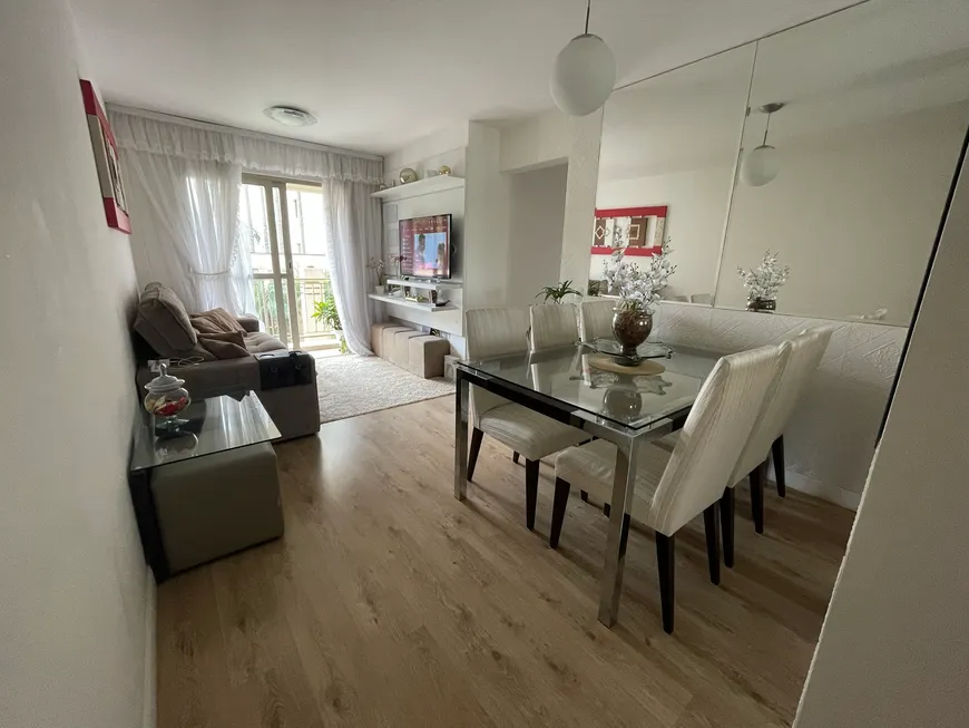 Foto 1 de Apartamento com 3 Quartos para alugar, 75m² em Jardim Vazani, São Paulo