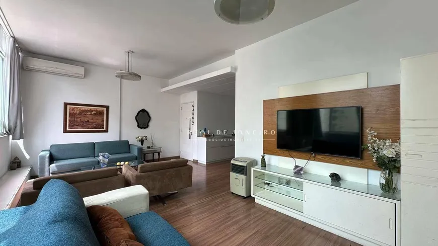 Foto 1 de Apartamento com 4 Quartos à venda, 125m² em Copacabana, Rio de Janeiro