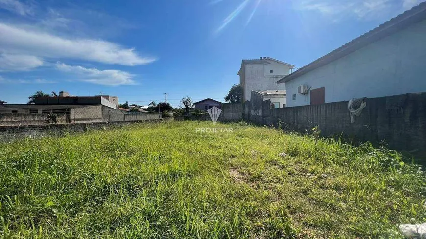 Foto 1 de Lote/Terreno à venda, 360m² em São Luiz, Criciúma