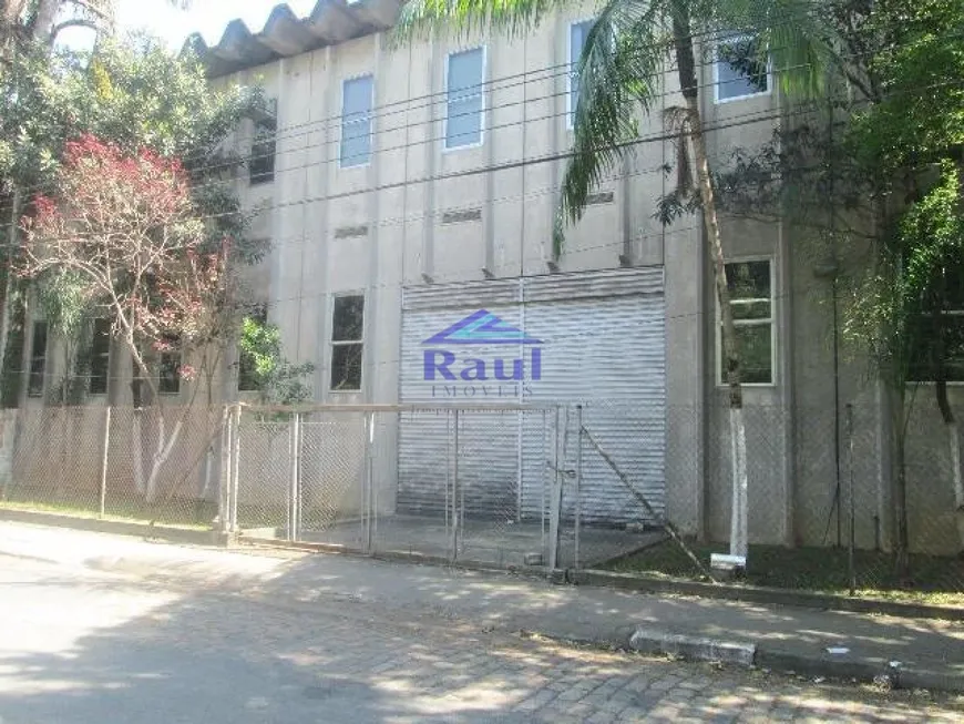 Foto 1 de Galpão/Depósito/Armazém à venda, 2243m² em Jurubatuba, São Paulo