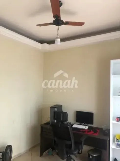 Foto 1 de Casa com 3 Quartos à venda, 250m² em Vila Tibério, Ribeirão Preto