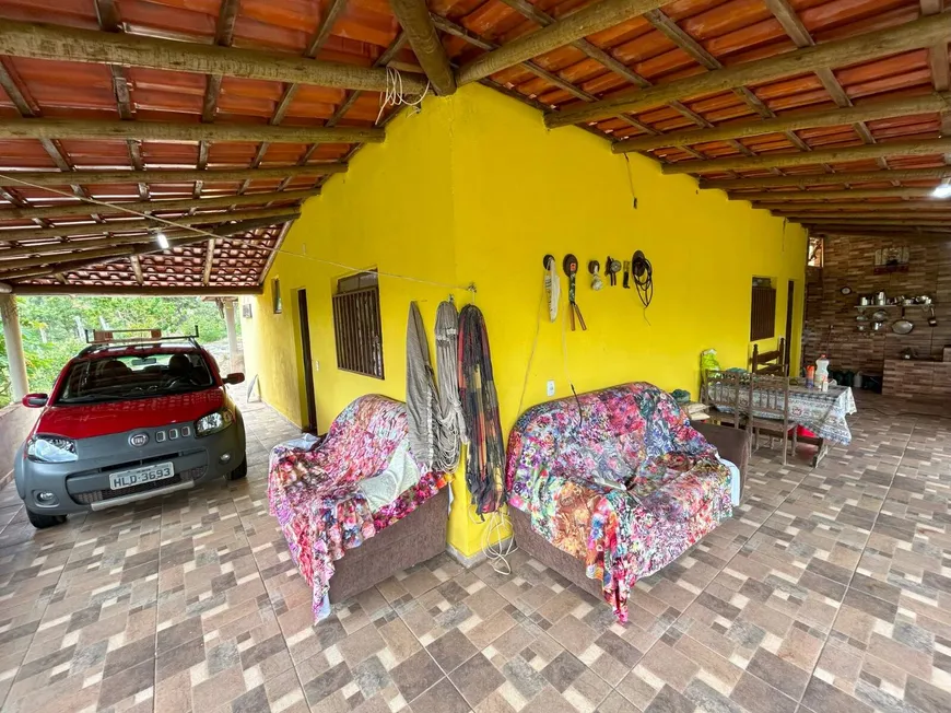 Foto 1 de Fazenda/Sítio com 3 Quartos para venda ou aluguel, 1500m² em , Itatiaiuçu